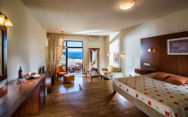 Athina Palace Resort & Spa