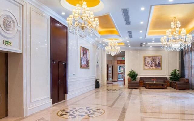 Vienna Hotel Shenzhen Longzhu