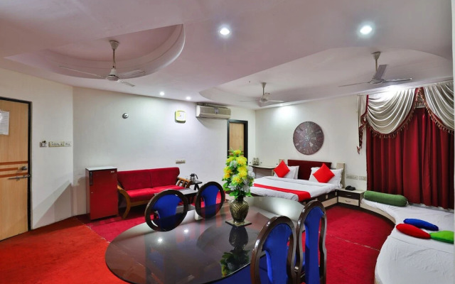 Hotel Gokul
