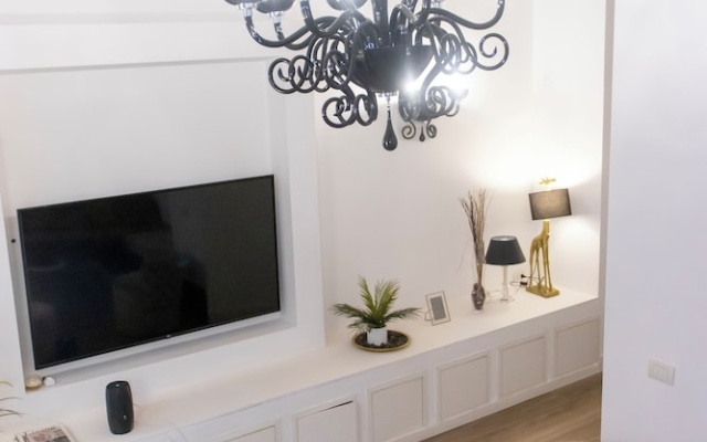 Spanish Queen Apartment