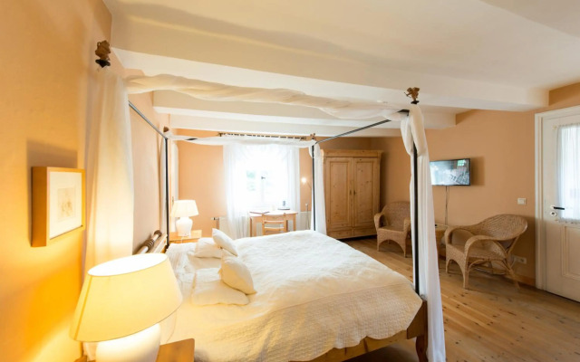 Hotel Theophano