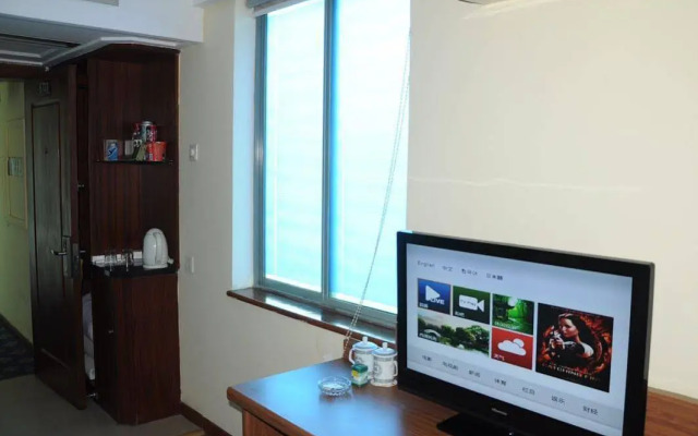 Super 8 Hotel
