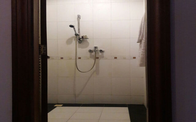 Myanmar Treasure Resort Ngwe Saung