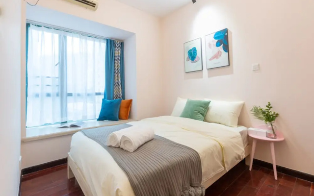 Locals Boutique Apartment Qianshan No.11 – Guest Rooms – Zhuhai