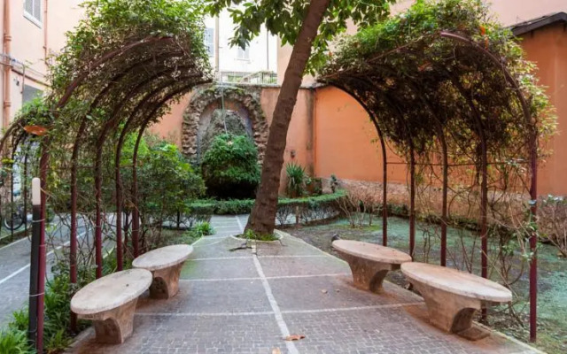 Fabulous St. Peters Apartment