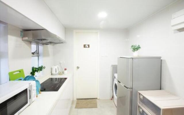 JD Large 110sqm 3 bedroom 2 min from MTR