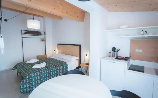 Via Siena 4 - Suites & Rooms