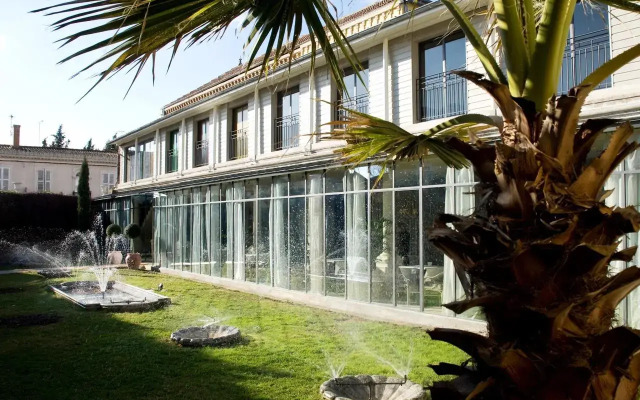 La Maison Navarre