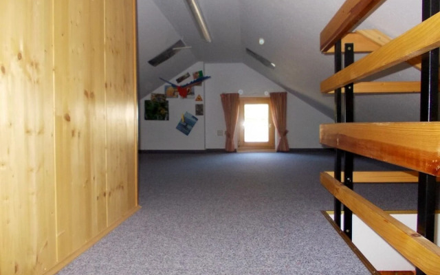 Sunlit Holiday Home near Town Center in Marlow