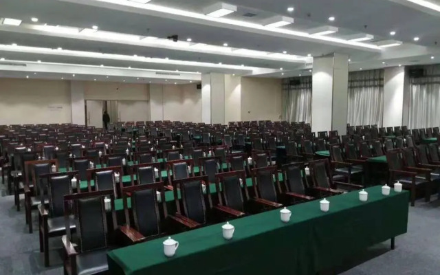 Lavande Hotel (Xiangtan Xiangxiang Hotel)