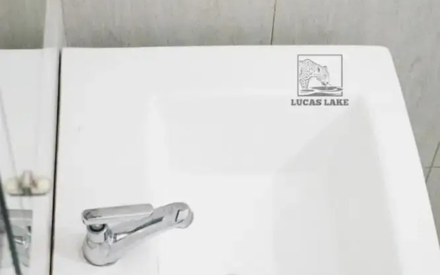 Lucas Lake Hotel