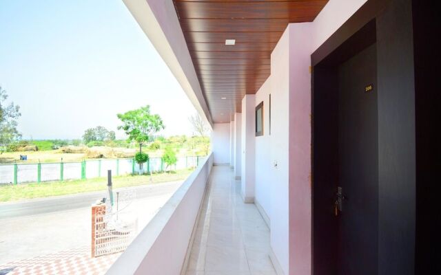 OYO 37902 Kaler Regency