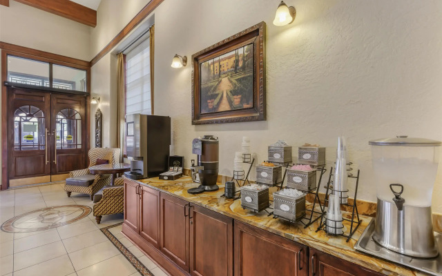 Best Western Plus Greenwell Inn