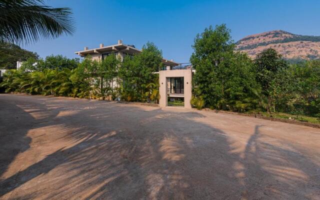SaffronStays Mountain Aer, Karjat