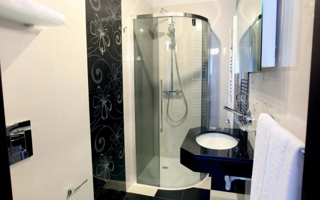 Ambiance Hotel