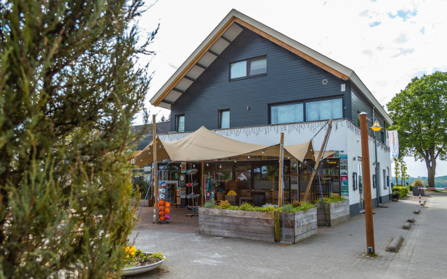 Compact Chalet in Gulpen With Terrace