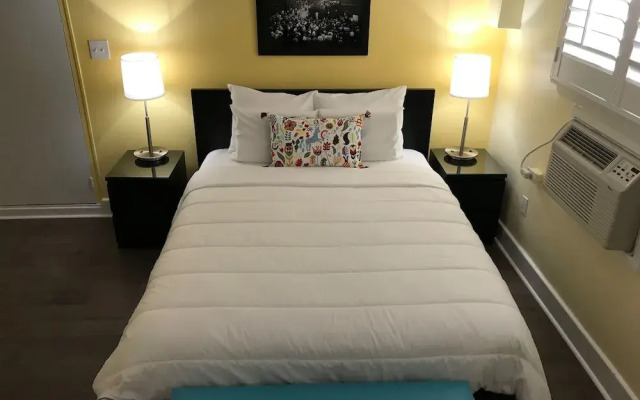 The Sherman Inn