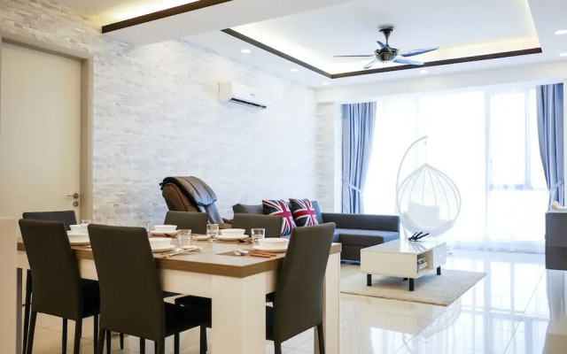 May Full Seaview Luxury Suite