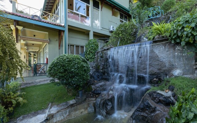 The Albatross Boutique Villa