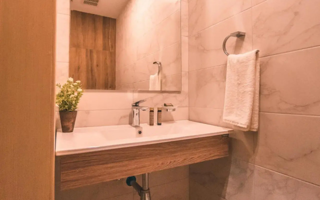 Flat in Piantini With Breakfast Included 203