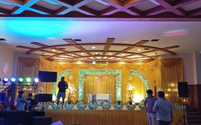 Hotel Ramraj Regency