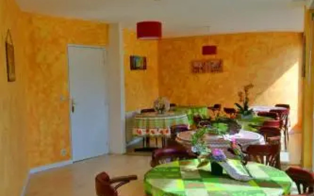 Hotel Le Saint Vorles