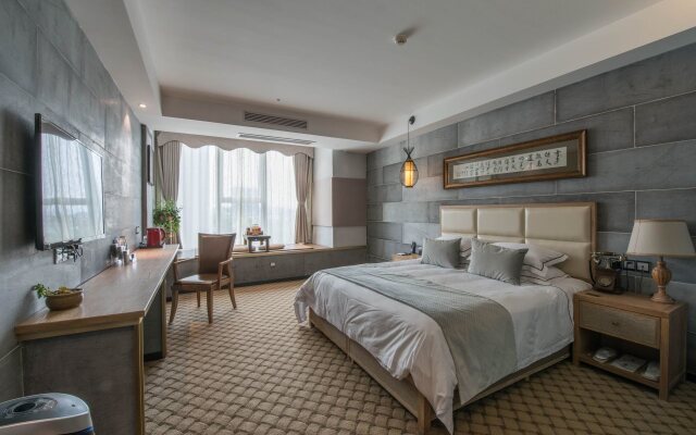 SHOWSE Wellness Hotel