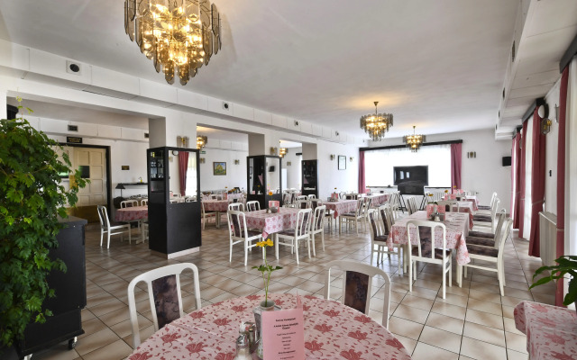 Budai Hotel