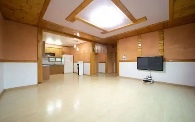 Pohang Songnahaesong Pension