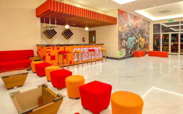 Front One Hotel Purwodadi
