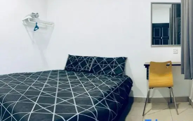 LunaStay (Shared Common Area)