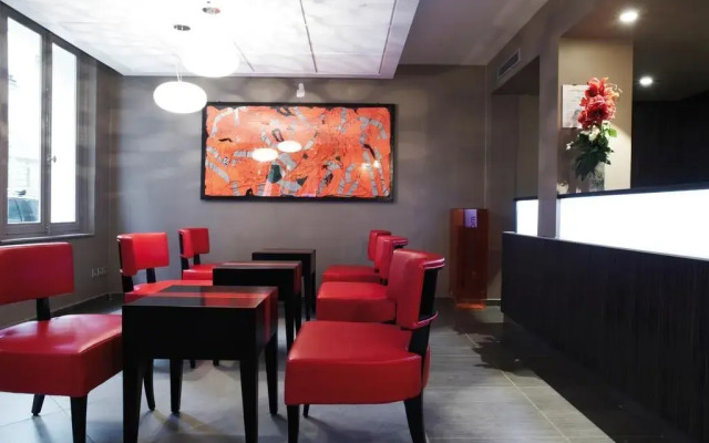 New Hotel Opera