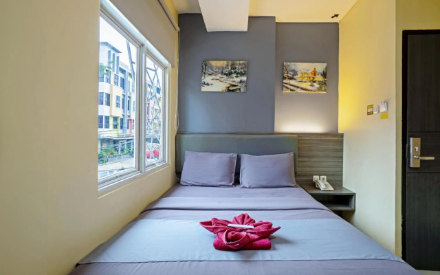 City Biz Residence
