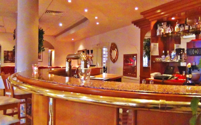 Bach Hotel
