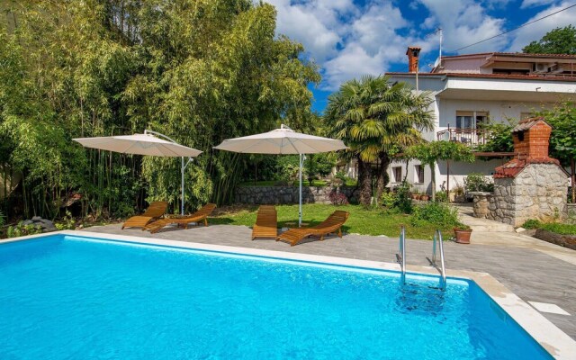 Amazing Home in Lovran With Wifi and 2 Bedrooms