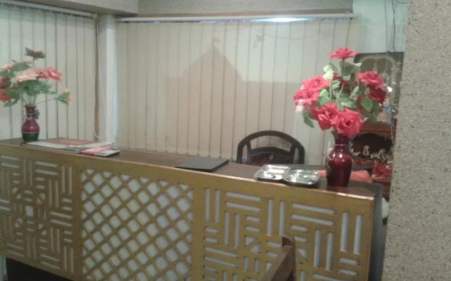 Walkin Shiva P Guest House