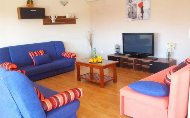 Maria - Compfortable and Cosy - A1