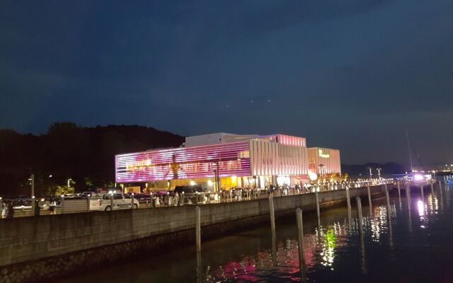 Dongbaekseom Guest House