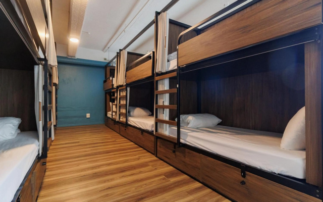 Haka House Auckland City – Guest Rooms – Auckland