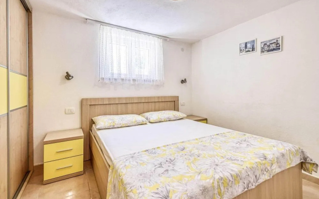 Apartments Gracin