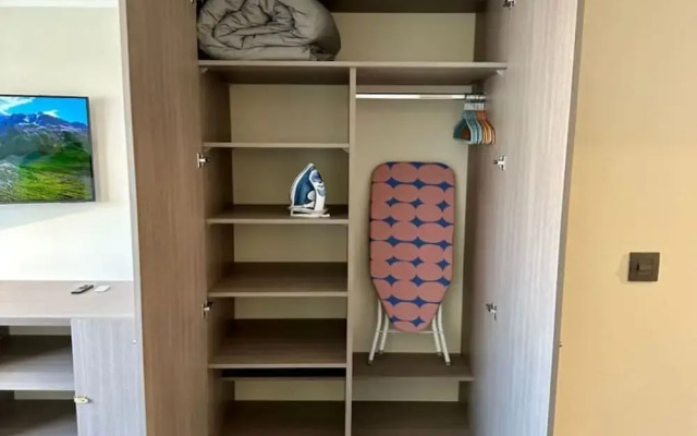 Studio Dubl Almeyda Laundry Office Pool Wifi