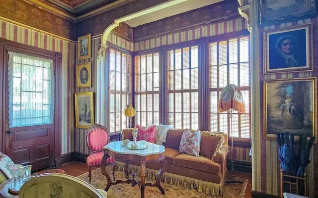 The JD Hyde Historic Inn