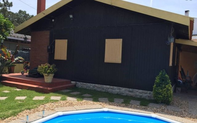 House With 2 Bedrooms in Aroeira, With Private Pool, Enclosed Garden a