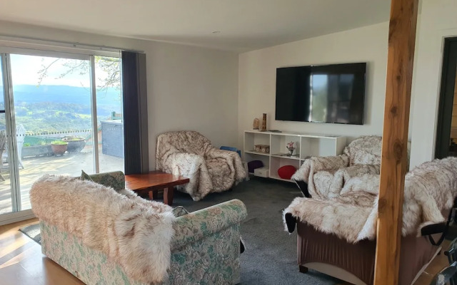Valley Views BNB