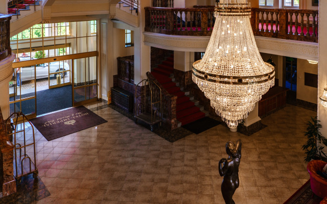 hotelImage