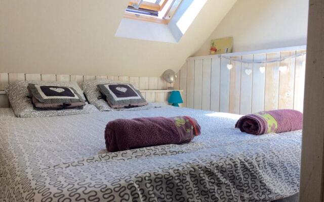 la baie des voiles ,vue lac d'Annecy ,plage privée