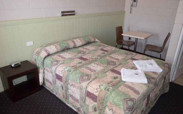 Welcome Home Motel and Apartments