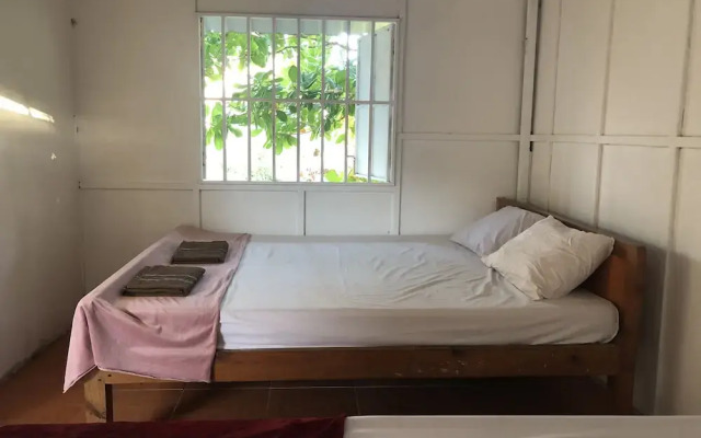 Sok San Long Beach Bungalow