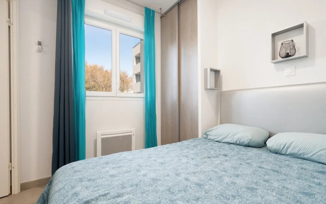 Villa in Valras-plage Near Sandy Beach