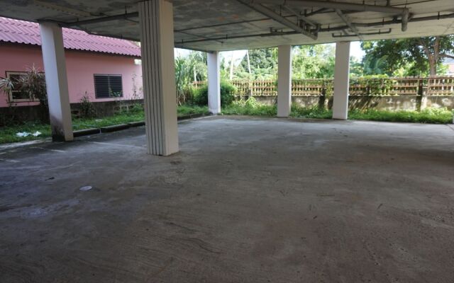 Rattima Apartment